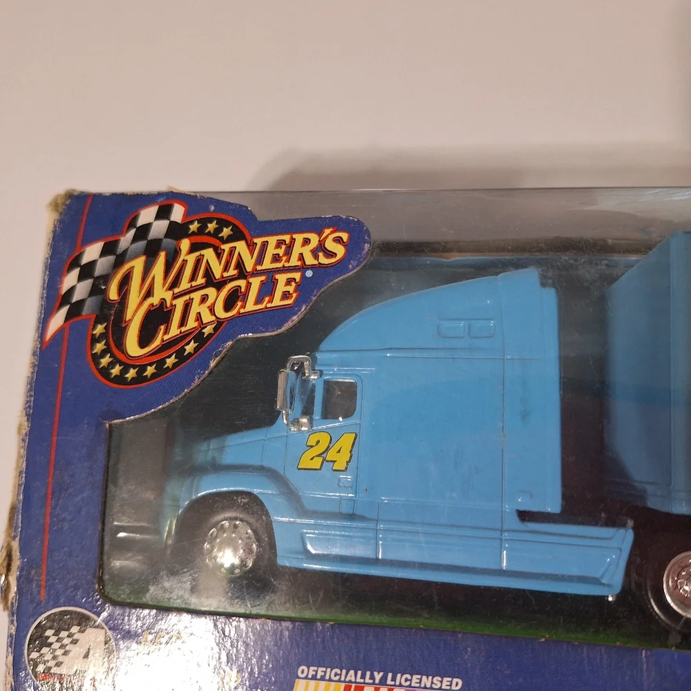 ๐NEW Winner's Circle Jeff Gordan Blue Trailer Rig Toy Collectible Truck - Picture 4 of 11